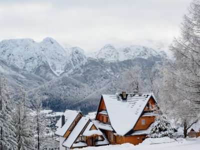 Bardzo trudne warunki w Tatrach. Obowiązuje drugi stopień zagrożenia lawinowego
