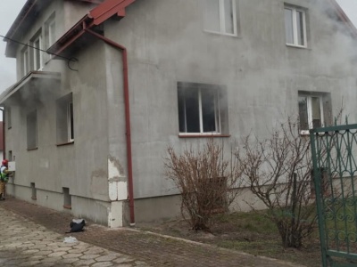 Tragiczny pożar domu. W jednym z pomieszczeń znaleziono zwęglone ciało