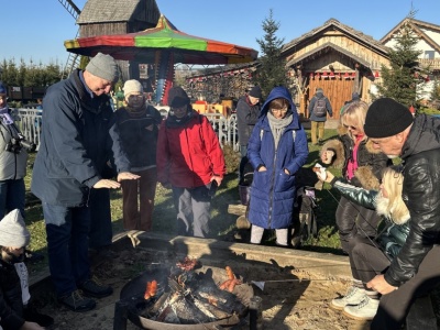 PTTK Konin. „Spacerkiem po zdrowie” do skansenu w Biczu