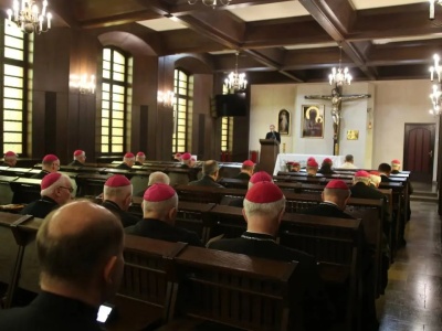 Episkopat o próbach zdyskredytowania autorytetu Jana Pawła II. 