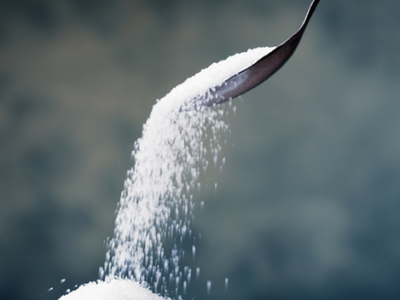 Cicha wojna cukru z Twoimi jelitami: Nowe badania naukowe ujawniają, jak cukier niszczy komórki jelitowe i nasila stany zapalne