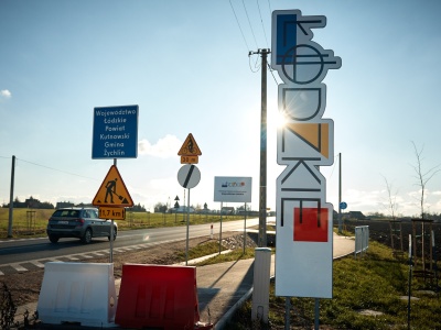 Zmodernizowana droga w Żychlinie. Szersza jezdnia i bezpieczniejsze skrzyżowania