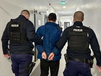 Do kolejnego wyłudzenia nie doszło. Mężczyźni byli poszukiwani listem gończym