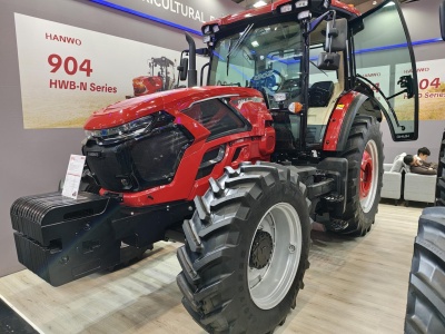 Hanwo podbija stawkę do 150 koni. Ten ciągnik nas zaskoczył