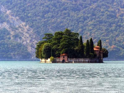 Najlepiej przyjechać tu zimą. Turystów brak, widoki bajkowe