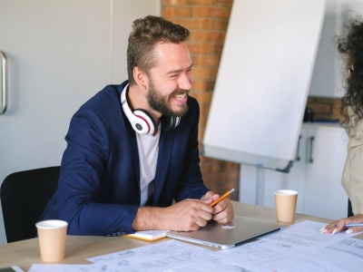 Premia uznaniowa powinna zniknąć. Więcej z niej szkody niż pożytku