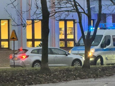 Ma zakazy kierowania, wpadła jak jechała z dziećmi. „Skrajnie nieodpowiedzialne zachowanie”