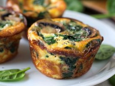 Na drugie śniadanie przygotowuję wytrawne babeczki. Dorzucam do nich jesienny akcent