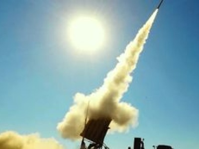 USA uruchamiają i płacą za produkcję rakiet. Zyska ich sojusznik