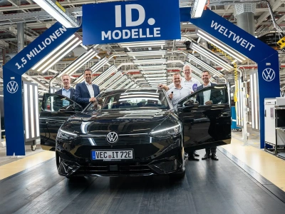 Volkswagen miażdży konkurencję, Tesla znika w lusterku