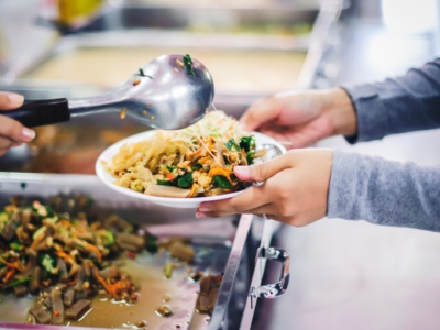 Więcej roślinnych posiłków dla dzieci. Idzie przełomowa zmiana