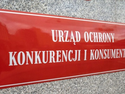 Polski bank wypłaca odszkodowania klientom. UOKiK podjął decyzję, nawet 2,5 tys. zł