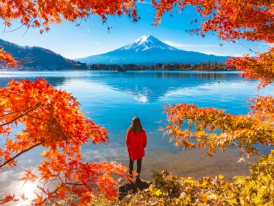 W Polsce spadł śnieg, a w Japonii zaczyna się momijigari – najpiękniejsze święto jesieni!