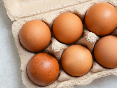 Unijne decyzje podbijają ceny jaj w Polsce. Brazylia widzi szansę dla siebie