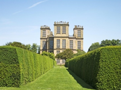 Brytyjski arystokrata szuka żony, która potrafiłaby strzelać z broni