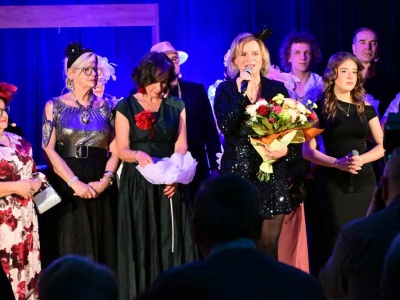 Żegocina: Teatr Vesny zaprezentował komedię „Jeszcze w zielone gramy”