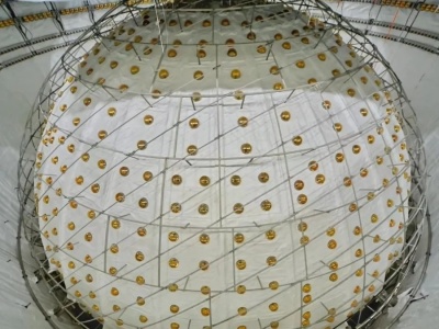 Kula, która widzi duchy. Neutrina podają pierwsze sekrety