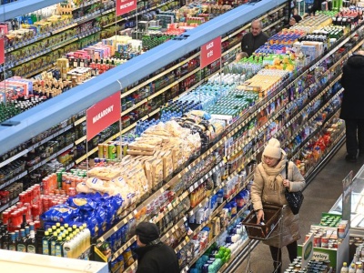 Sprzedaż detaliczna w Polsce i USA, wzrosty na giełdach w oczekiwaniu na FOMC