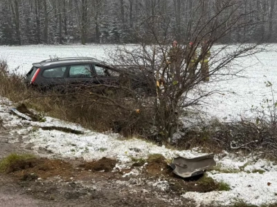 Z ostatniej chwili! Wypadek pod Ciechanowem. Trwa akcja ratowników