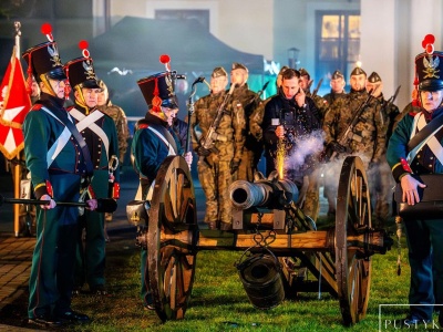 Wyjątkowe widowisko w Warce! Upamiętnią Powstańców Listopadowych