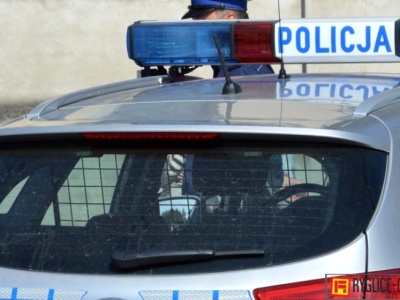 Ukrainiec udawał pocztowca i policjanta. Wpadł na gorącym uczynku