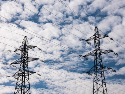 Ile kosztowałaby obniżka VAT na prąd? Trwa wojna na liczby, a nowe taryfy tuż tuż