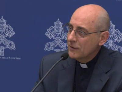 Kard. Fernández potwierdza: Małżeństwo tylko mężczyzny z kobietą; żadnych zmian ws. antykoncepcji