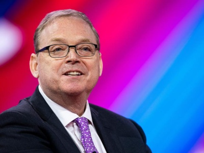 Hassett faworytem do objęcia stanowiska szefa Fed. Rentowność obligacji USA spadła poniżej 4 proc.