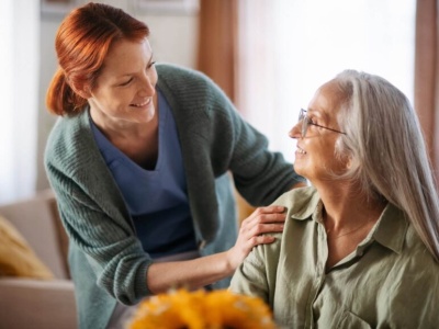 DWP przyznaje się do błędu. Ponownie rozpatrzy sprawy dotyczące zasiłku opiekuńczego