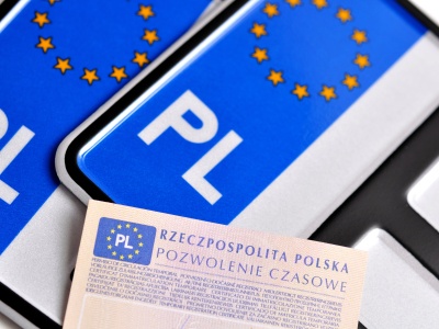 Jak zarejestrować samochód z fakturą w KSeF? Na razie nie ma przepisów