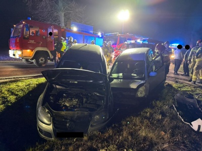 Zderzenie dwóch pojazdów w Dusznikach, jedna osoba do szpitala