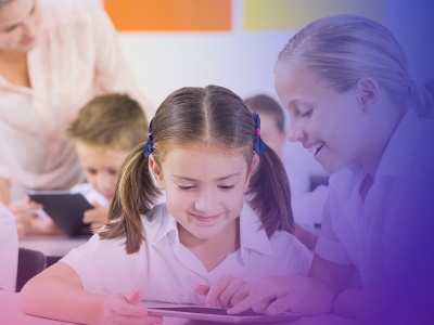 Nowy sprzęt komputerowy dla szkół: 735 tysięcy urządzeń trafi do uczniów w całej Polsce