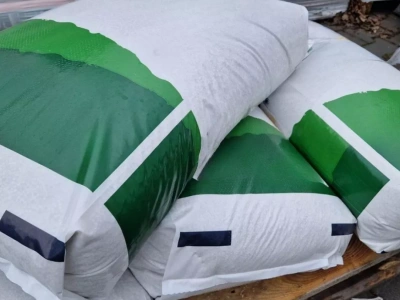 Ceny nawozów: opłata węglowa, popyt i nowy rok. Czy początek 2026 roku przyniesie stabilność w nawozach?