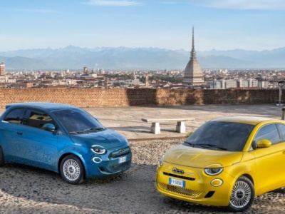 Spalinowy Fiat 500 powraca. Nie jest to okazja, ale nadal wypada taniej niż elektryk