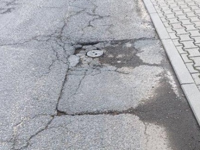 Zaczął się remont ulicy Krynickiej w Toruniu. Wyznaczono objazd oraz przesunięto przystanek