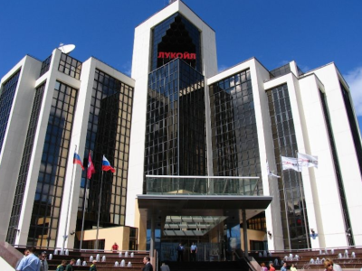 Współzałożyciel Łukoila sprzedał swoje udziały. Odciął się od firmy