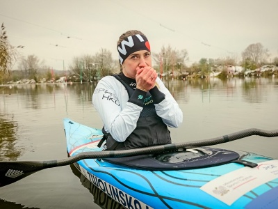 Zamarznięte włosy, odmrożone dłonie, podwójne skarpetki i minus 21 stopni Celsjusza. Oto kulisy treningów Klaudii Zwolińskiej