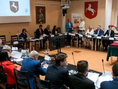 Radni zdecydowali ws. zmian w KBO. Ukrócą nieprawidłowości?