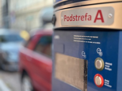 Nowe zasady parkowania. Dłuższa strefa, wyższe kary i opłaty także w niedzielę?