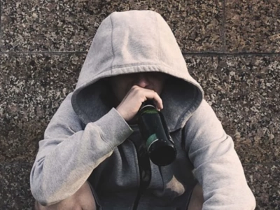 Uczniowie podrobili dowód osobisty, by kupować alkohol