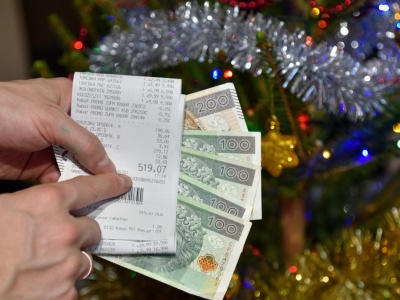 Sezon zakupowy bez taryfy ulgowej. Polacy zmieniają strategię prezentową
