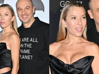 Wydekoltowana Ewa Chodakowska kokietowała frywolną kreacją. Jej mąż wolał bluzę