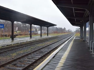Lwówek Śląski wraca na tory. Rusza przetarg na odbudowę kluczowej linii kolejowej Jerzmanice–Lwówek