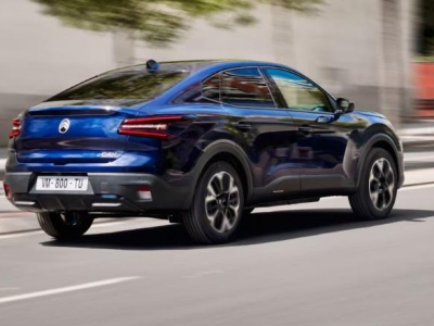 Citroën C4 X z listopadowym rabatem. Promocyjny cennik na samochody z rocznika 2025