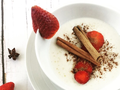 3 szybkie przepisy na pyszne i pełnowartościowe śniadanie