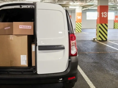 Jak wybrać najlepszy samochód dostawczy dla swojej firmy?
