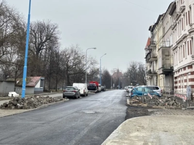 Remont ulicy Powstańców Śląskich w Legnicy zmierza ku końcowi