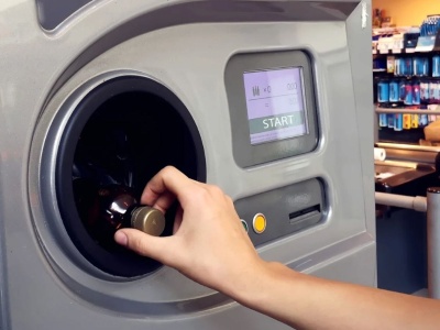 Luka w systemie kaucyjnym. Tak kolejny znany producent omija nowe prawo w Polsce