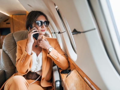 „Normalność plus”. Zamożni ludzie w Polsce zmienili priorytety. Wyniki badania