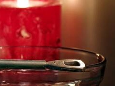 Lanie wosku czy lanie wody? Dlaczego powinniśmy (nie)wierzyć we wróżby andrzejkowe?